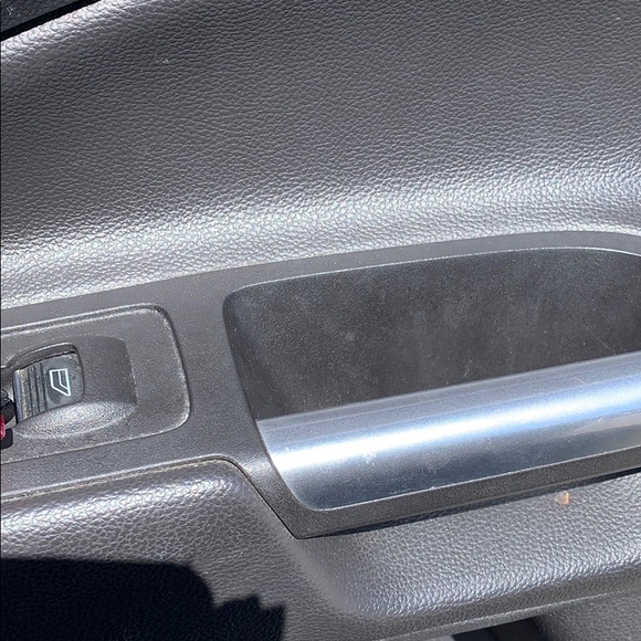 Meet your Posher, Rob - Picture 1 of 1